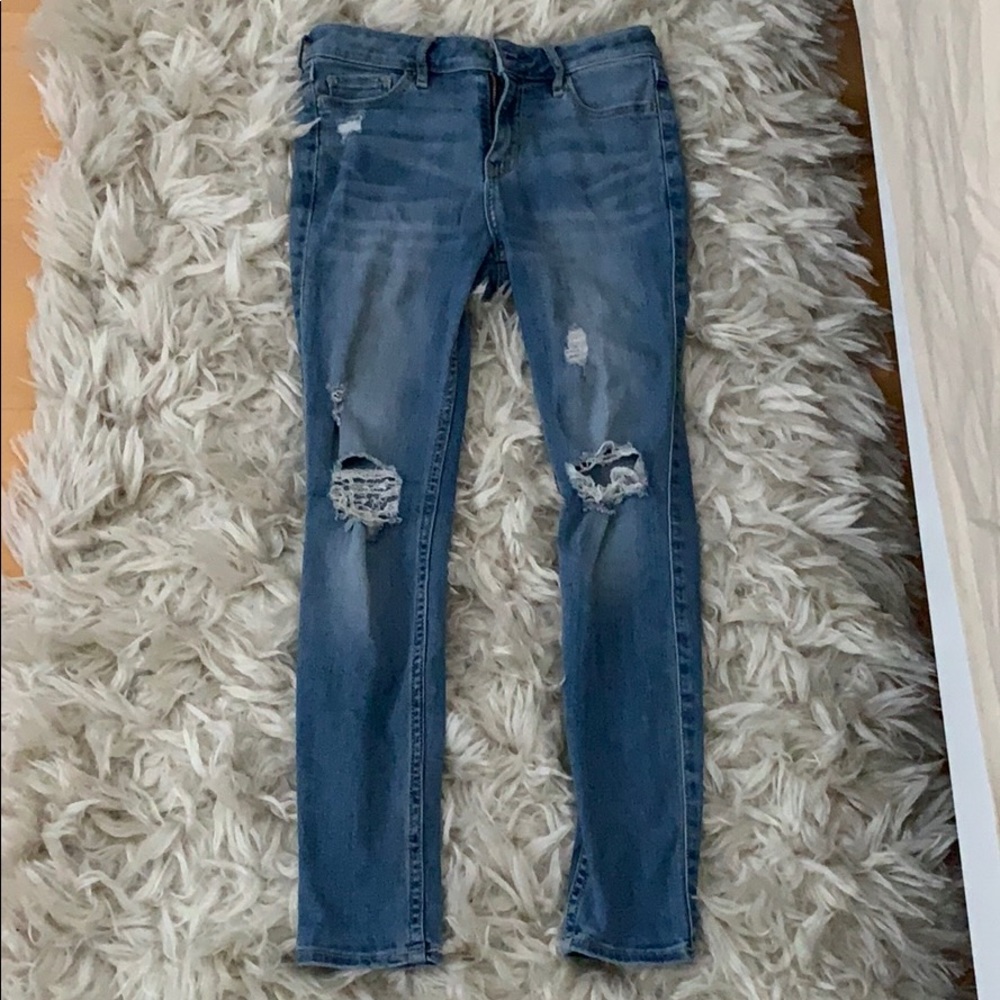 Hollister mid rise ripped skinny jeans